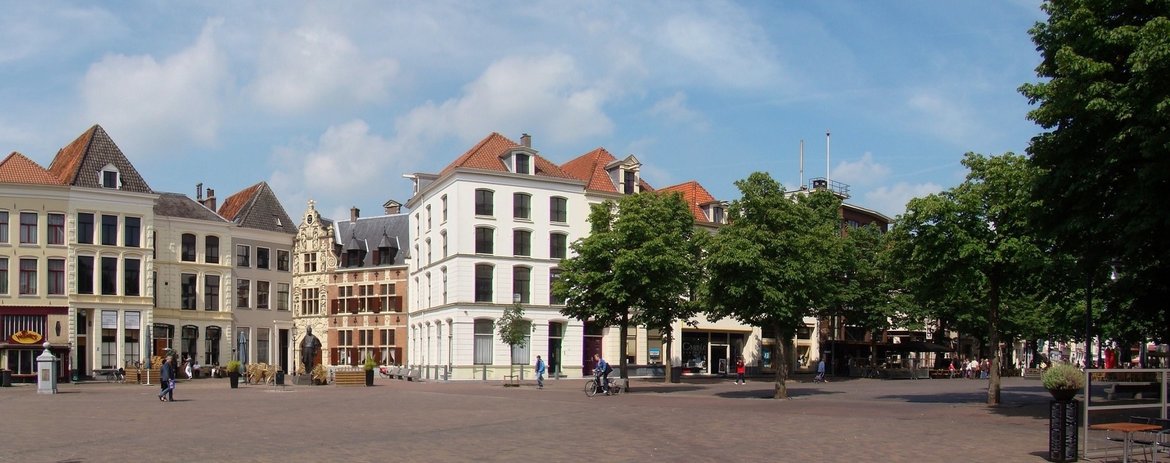 Bent u in Deventer? Dan bent u natuurlijk ook van harte welkom in de winkel van de VVV Deventer voor onze producten en advies. Bent u in Deventer? Dan bent u natuurlijk ook van harte welkom in de winkel van de VVV Deventer voor onze producten en advies